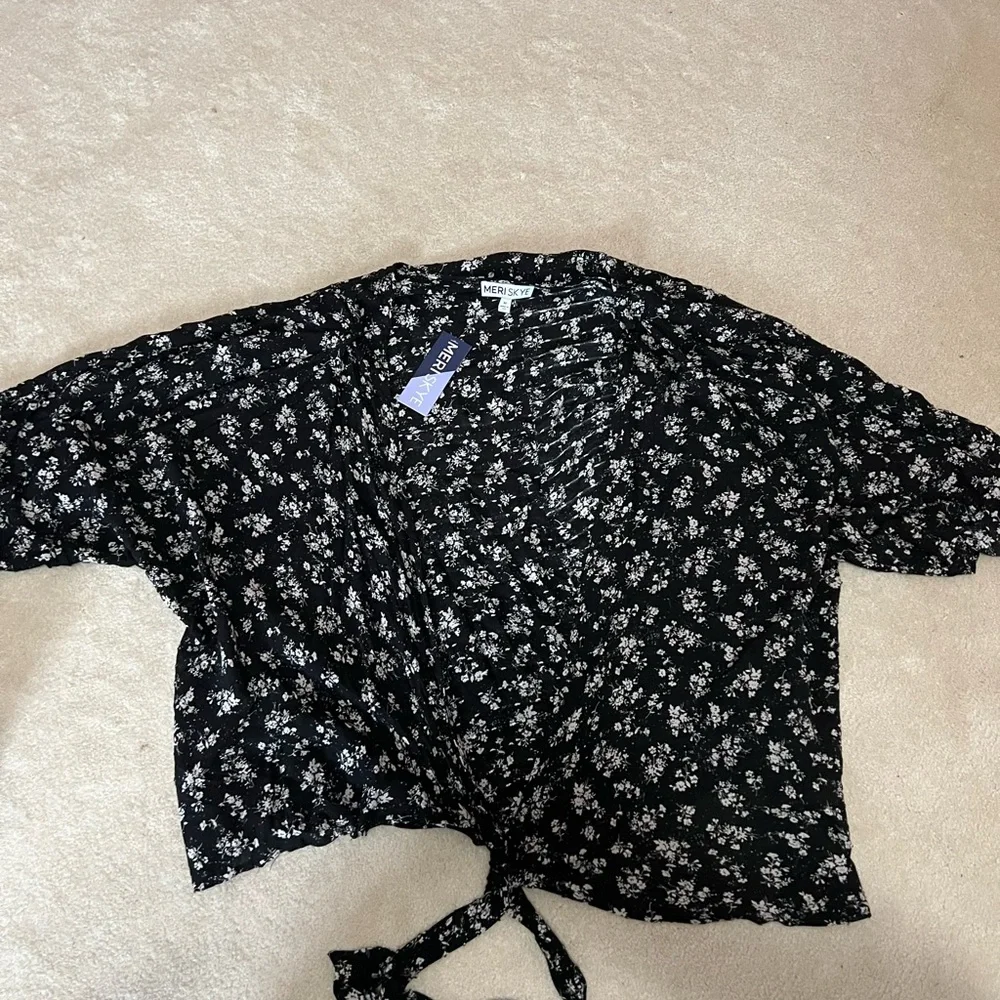 Womens Shirt - Picture 1 of 5
